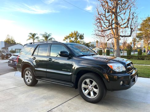 Used 2006 Toyota 4Runner Limited image 6