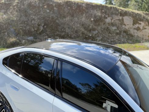 Used 2025 BMW M5 w/ Carbon Package image 13