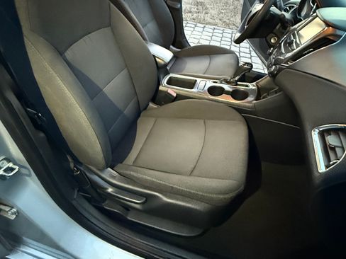 Used 2018 Chevrolet Cruze LT w/ LT Fleet Convenience Package image 20