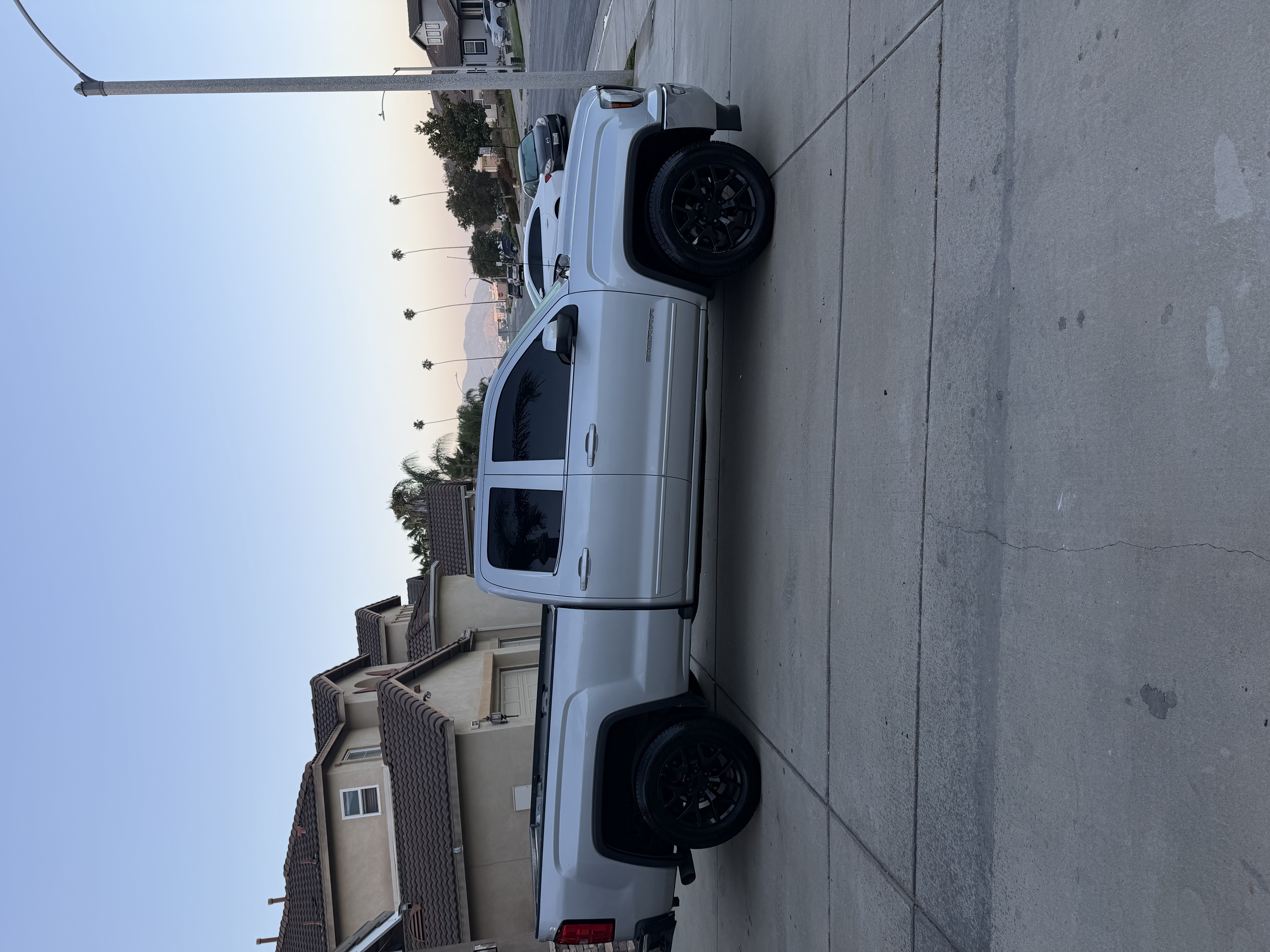 Used 2018 GMC Sierra 1500 SLE w/ SLE Value Package RWD image 8