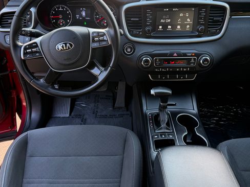 Used 2020 Kia Sorento S AWD/4WD image 12