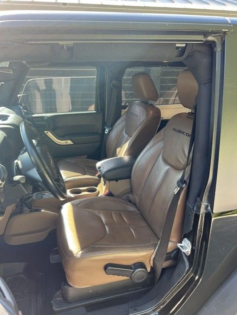 Used 2013 Jeep Wrangler Rubicon w/ PWR Convenience Group AWD/4WD image 12