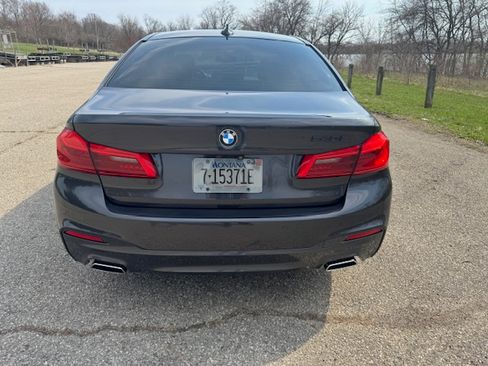Used 2019 BMW 540i w/ M Sport Package image 9