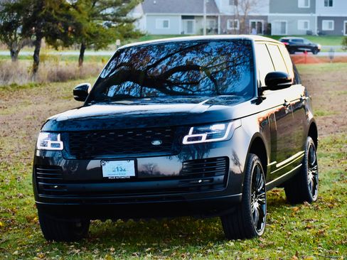 Used 2022 Land Rover Range Rover P525 Westminster Edition image 1