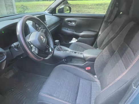 Used 2025 Honda HR-V Sport image 5