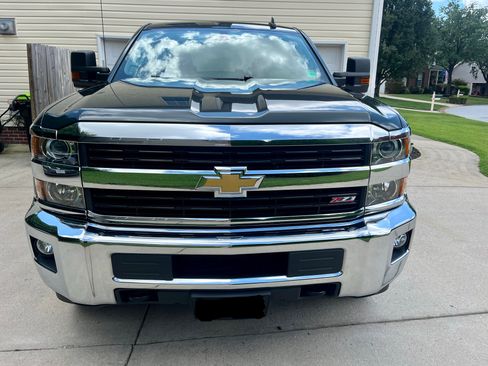 Used 2017 Chevrolet Silverado 2500 LT w/ All Star Edition AWD/4WD image 2