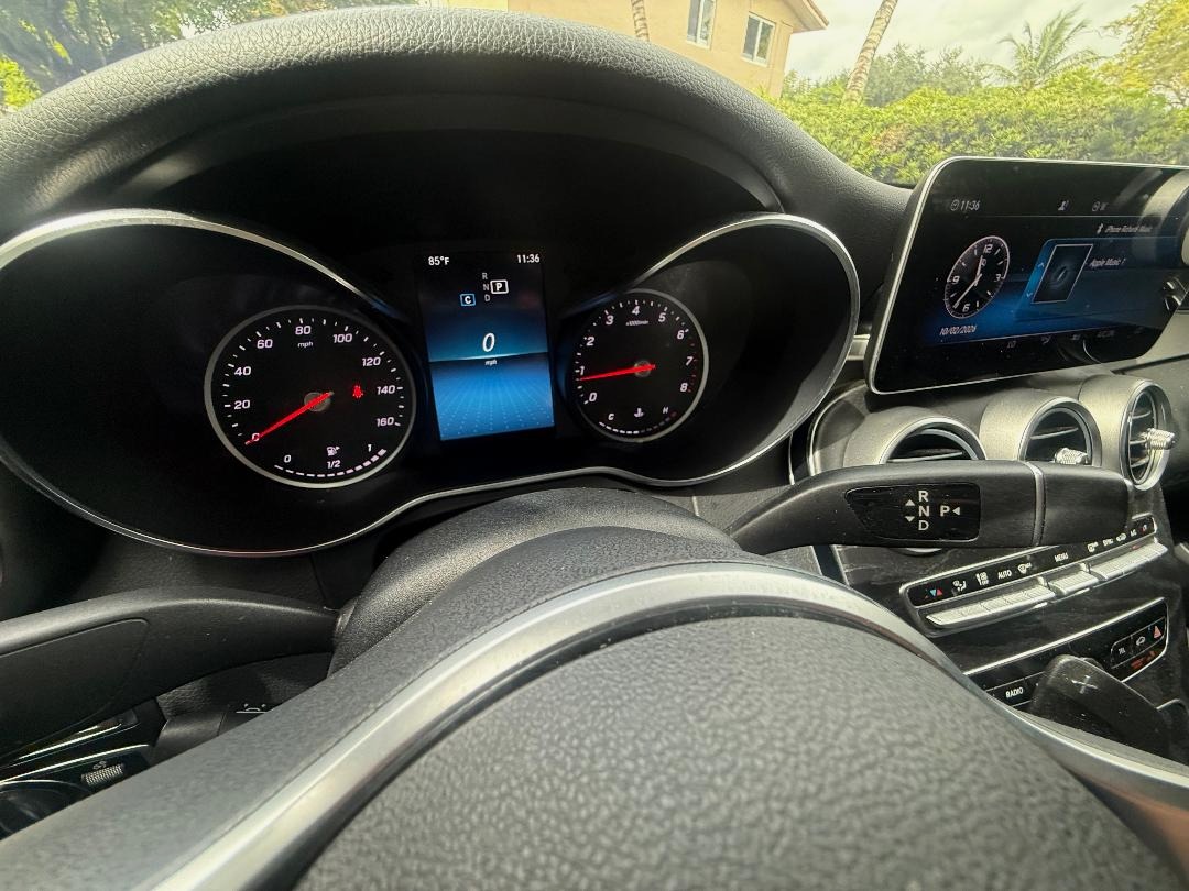 Used 2019 Mercedes-Benz C 300 Sedan image 11