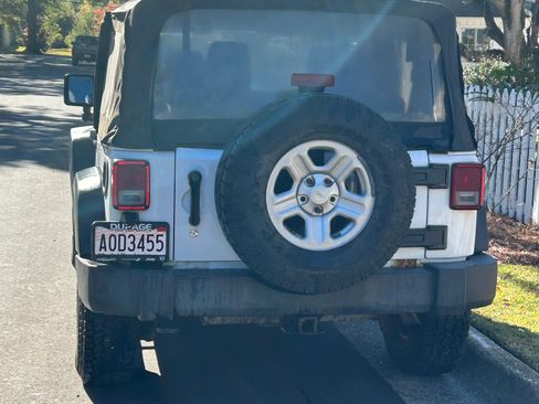 Used 2012 Jeep Wrangler Sport image 4