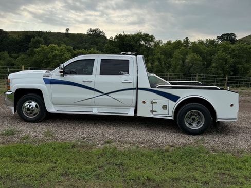 Used 2019 Chevrolet Silverado 3500 LTZ w/ Duramax Plus Package image 1