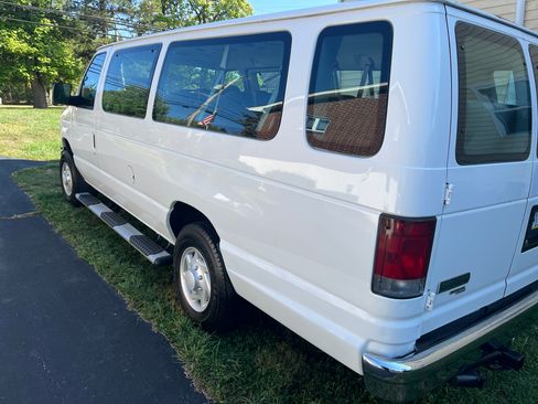 Used 2008 Ford E-350 and Econoline 350 XLT image 12