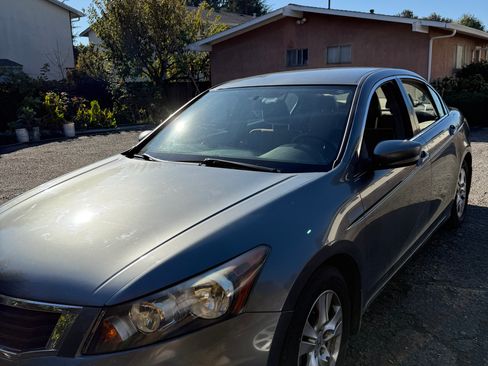 Used 2009 Honda Accord LX-P image 9