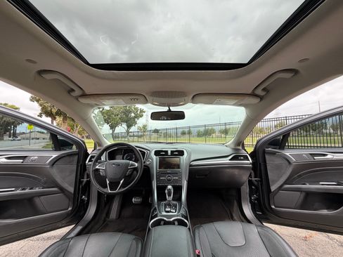 Used 2016 Ford Fusion Energi Titanium FWD image 14