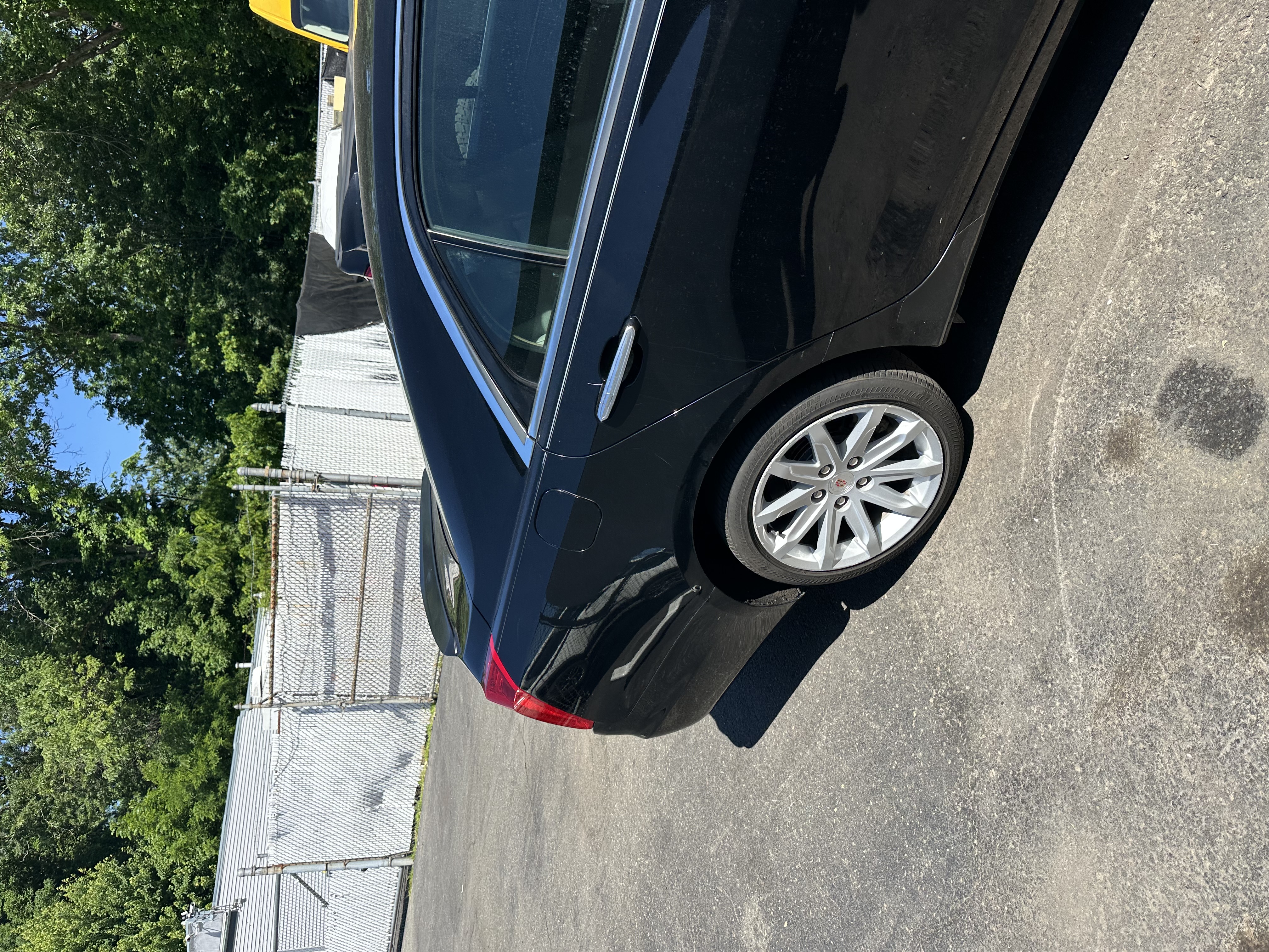 Used 2015 Cadillac CTS Sedan RWD image 9