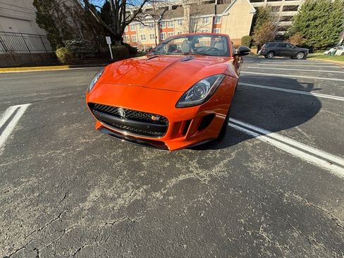 Used 2014 Jaguar F-TYPE S image 16