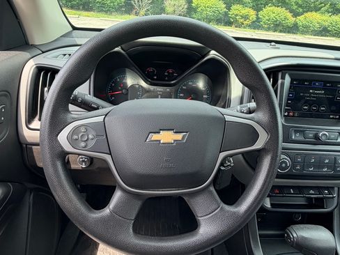 Used 2019 Chevrolet Colorado W/T w/ WT Convenience Package AWD/4WD image 13