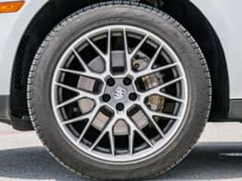 Used 2018 Porsche Macan S AWD/4WD image 11