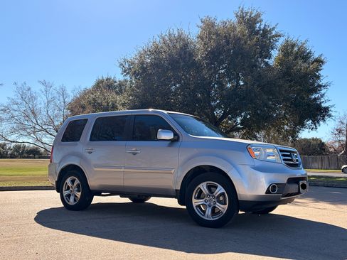 Used 2014 Honda Pilot EX image 5