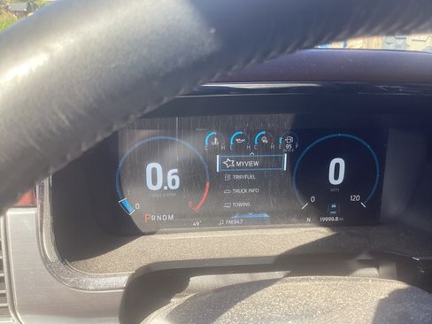 Used 2021 Ford F150 Lariat image 8