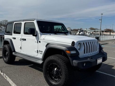 Used 2018 Jeep Wrangler Unlimited Sport S AWD/4WD image 1