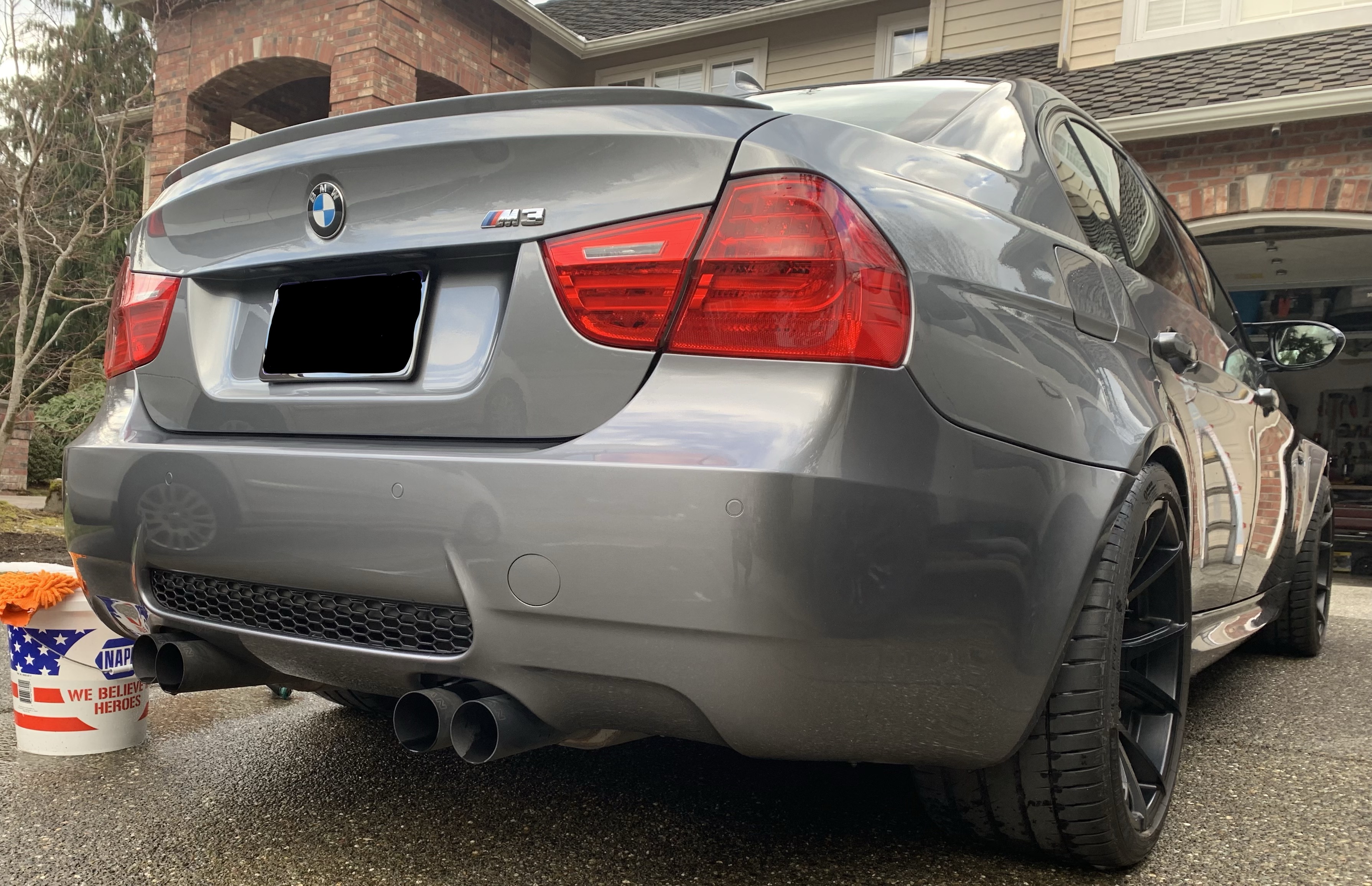 Used 2011 BMW M3 Sedan RWD image 6
