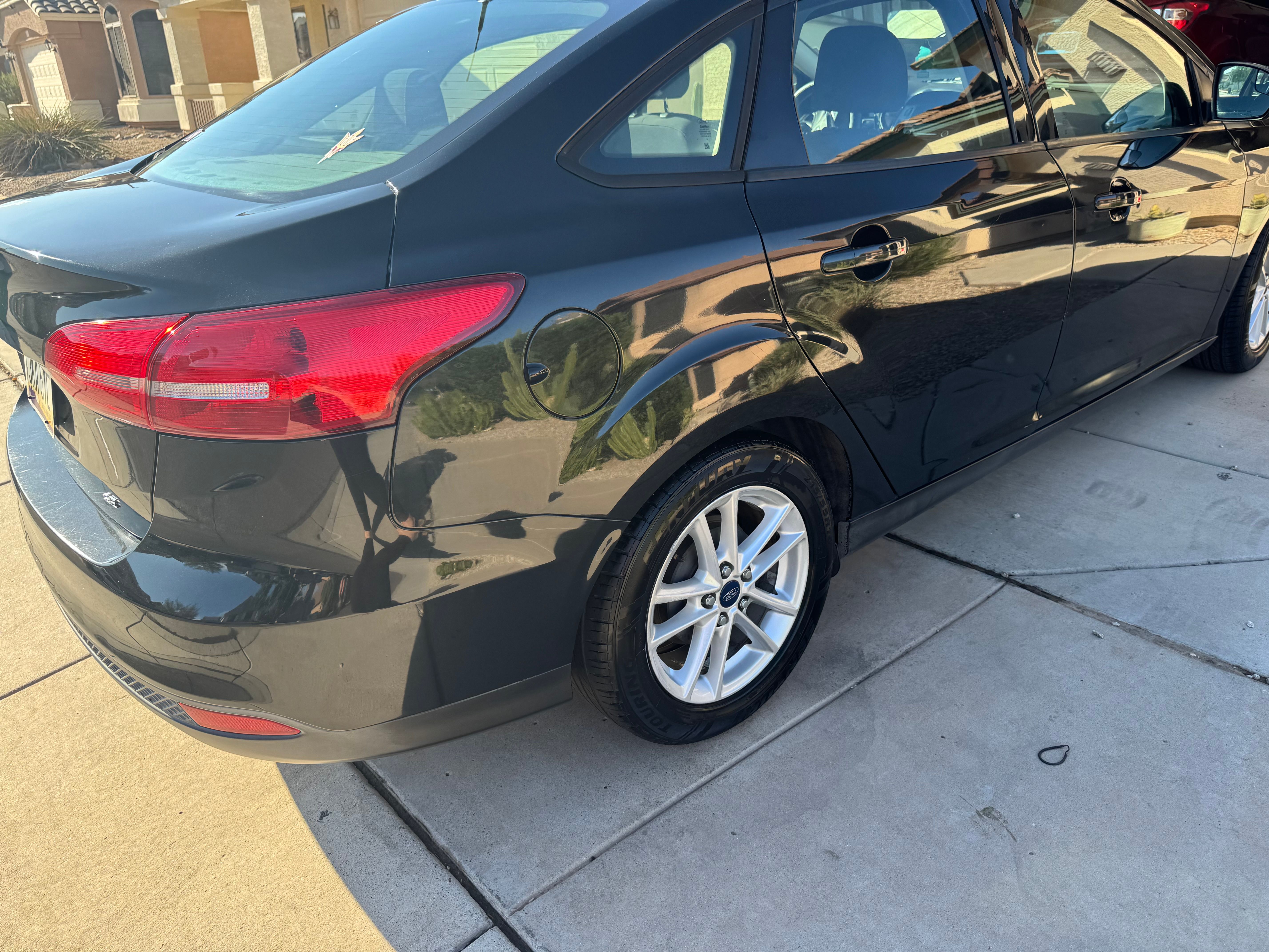 Used 2015 Ford Focus SE FWD image 5