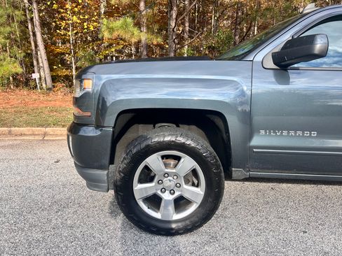 Used 2017 Chevrolet Silverado 1500 LT w/ All Star Edition image 11