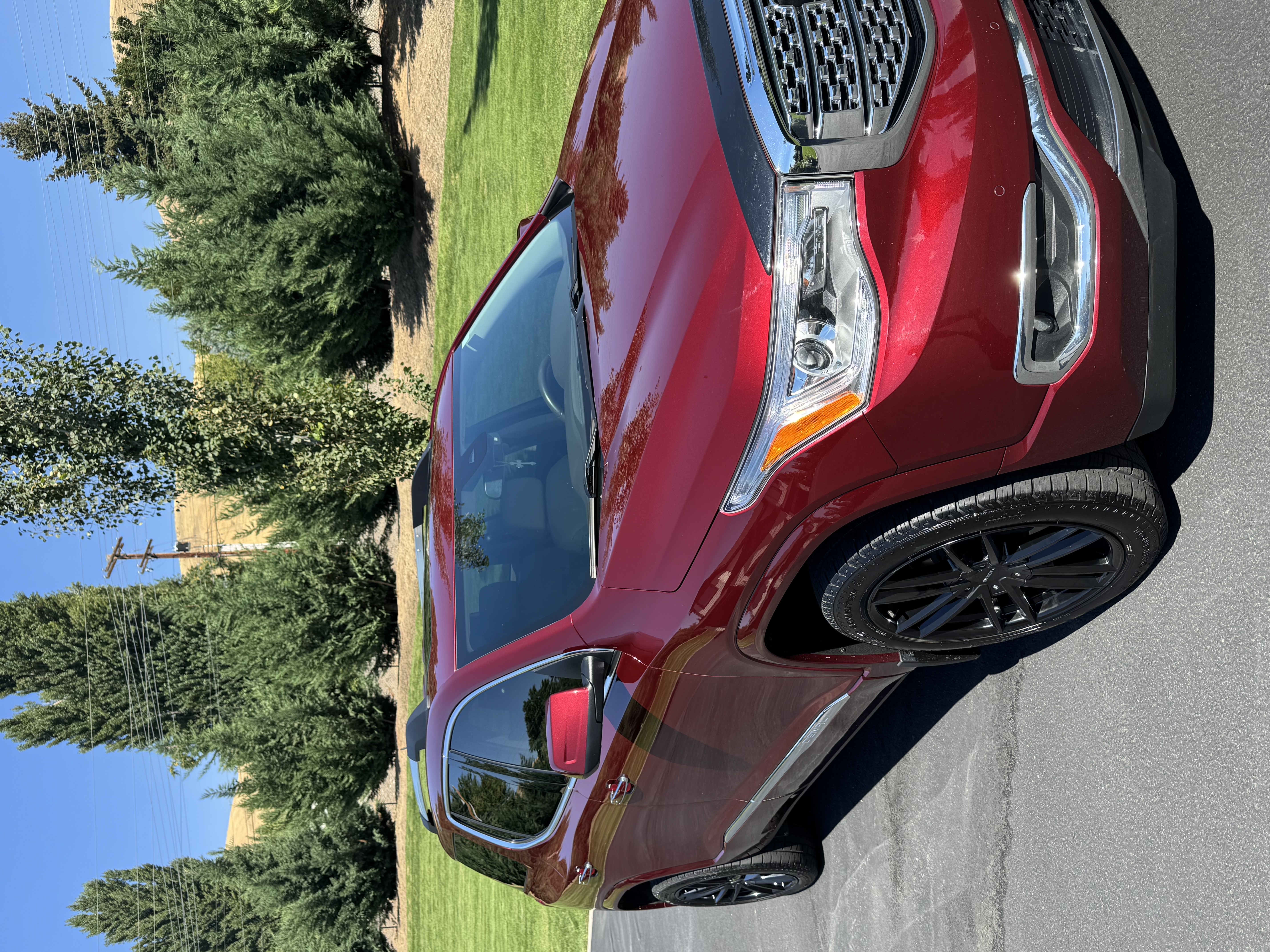 Used 2018 GMC Acadia Denali w/ Technology Package AWD/4WD image 8