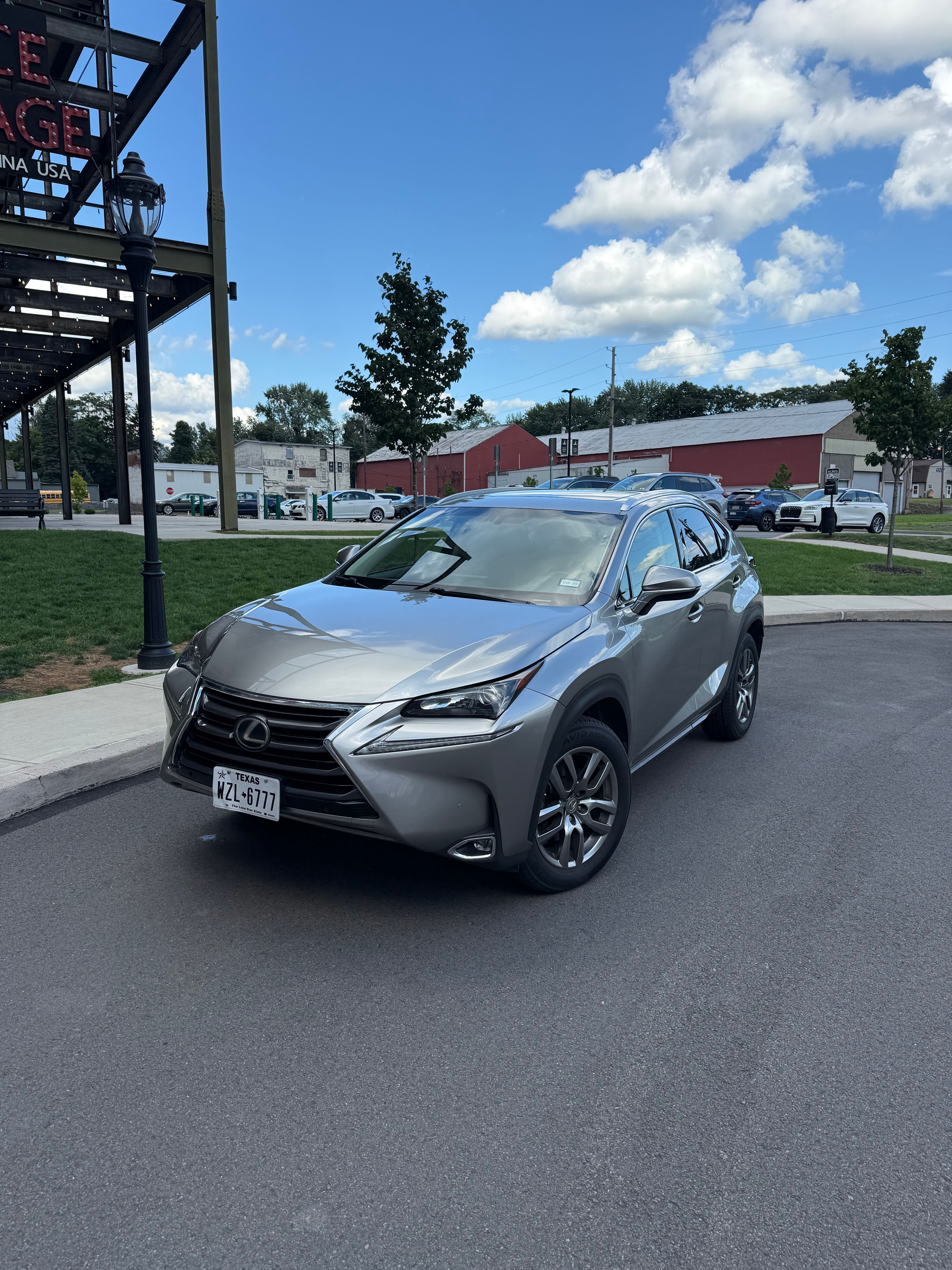 Used 2015 Lexus NX 200t FWD w/ Luxury Package image 1