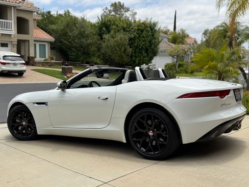 Used 2015 Jaguar F-TYPE S RWD image 13