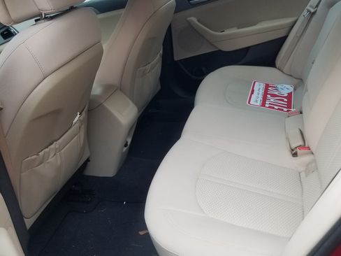 Used 2016 Hyundai Sonata SE image 8