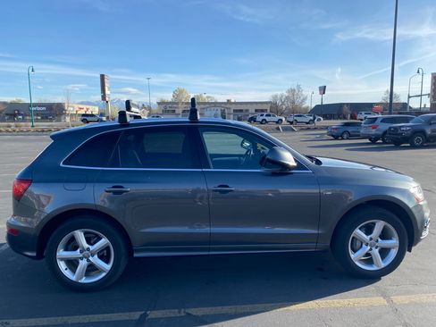 Used 2017 Audi Q5 2.0T Premium Plus w/ Technology Package AWD/4WD image 5