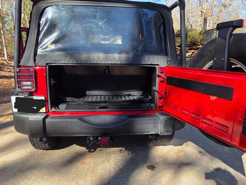 Used 2012 Jeep Wrangler Sport image 5