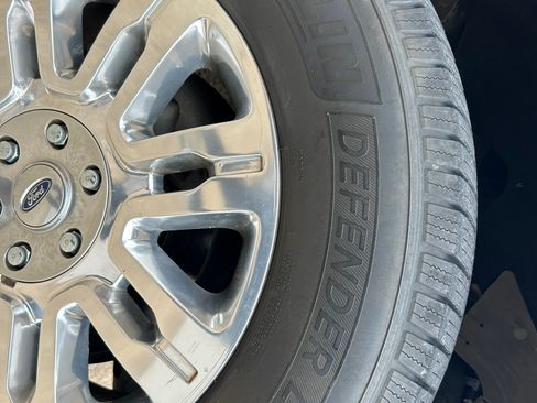 Used 2013 Ford F150 Platinum image 18