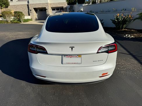 Used 2020 Tesla Model 3 Long Range image 4