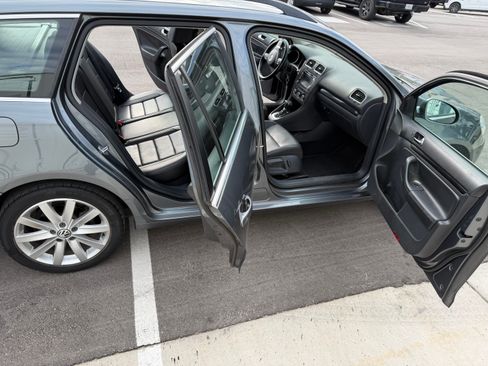 Used 2011 Volkswagen Jetta TDI FWD image 16
