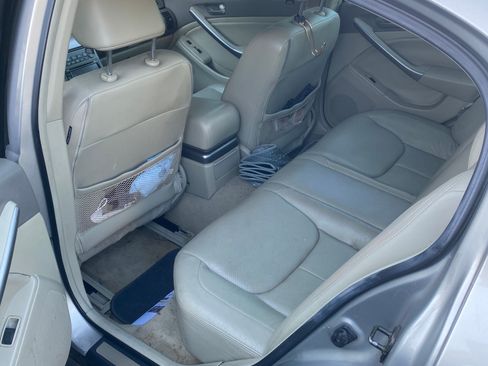 Used 2004 INFINITI G35 Sedan w/ Sport-Tuned Suspension Pkg image 9