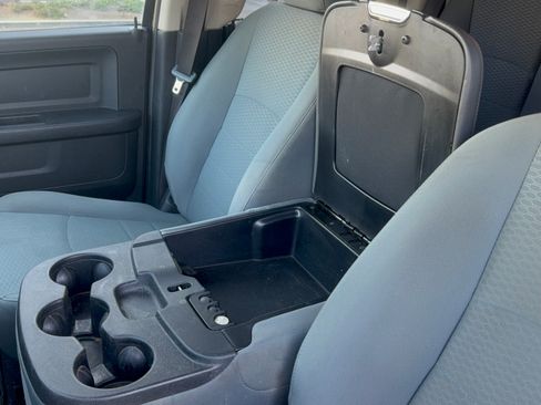 Used 2017 RAM 1500 Express w/ Express Value Package RWD image 14