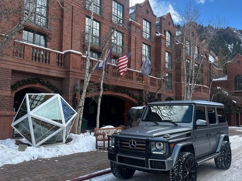 Used 2016 Mercedes-Benz G 550 image 6