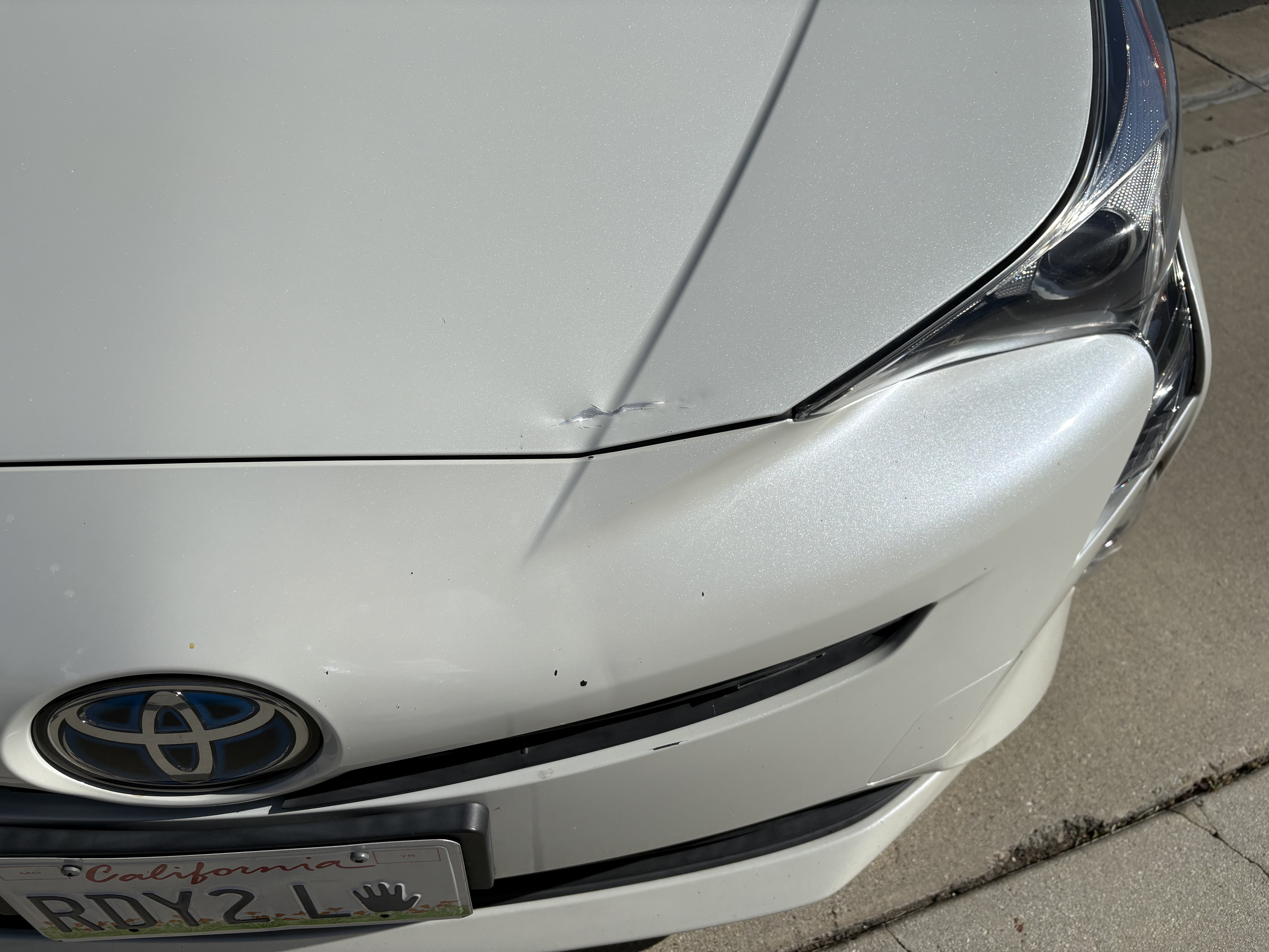 Used 2016 Toyota Prius Three Touring FWD image 9