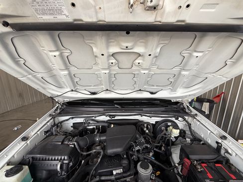 Used 2015 Toyota Tacoma PreRunner image 14