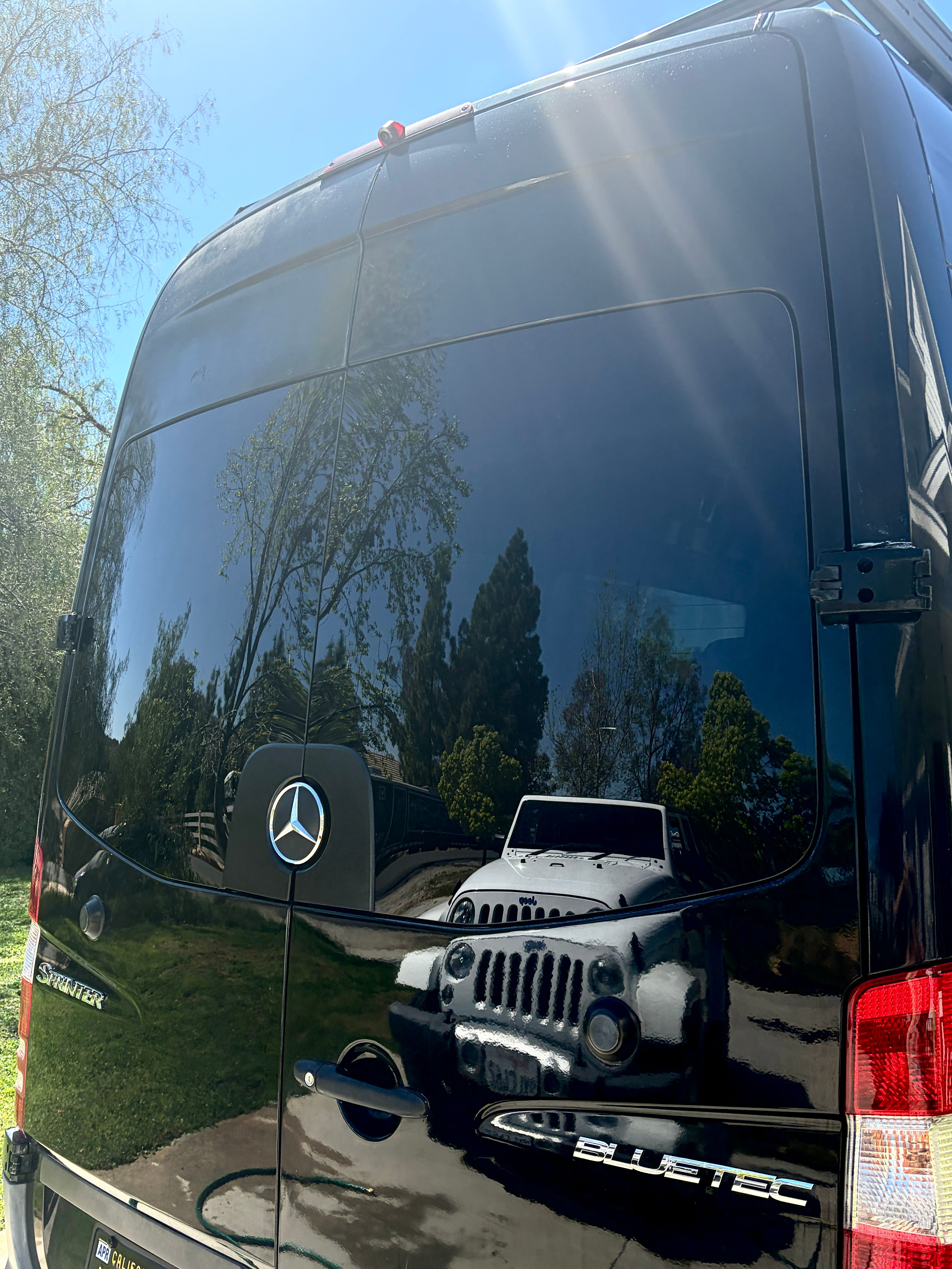 Used 2012 Mercedes-Benz Sprinter 2500 image 2