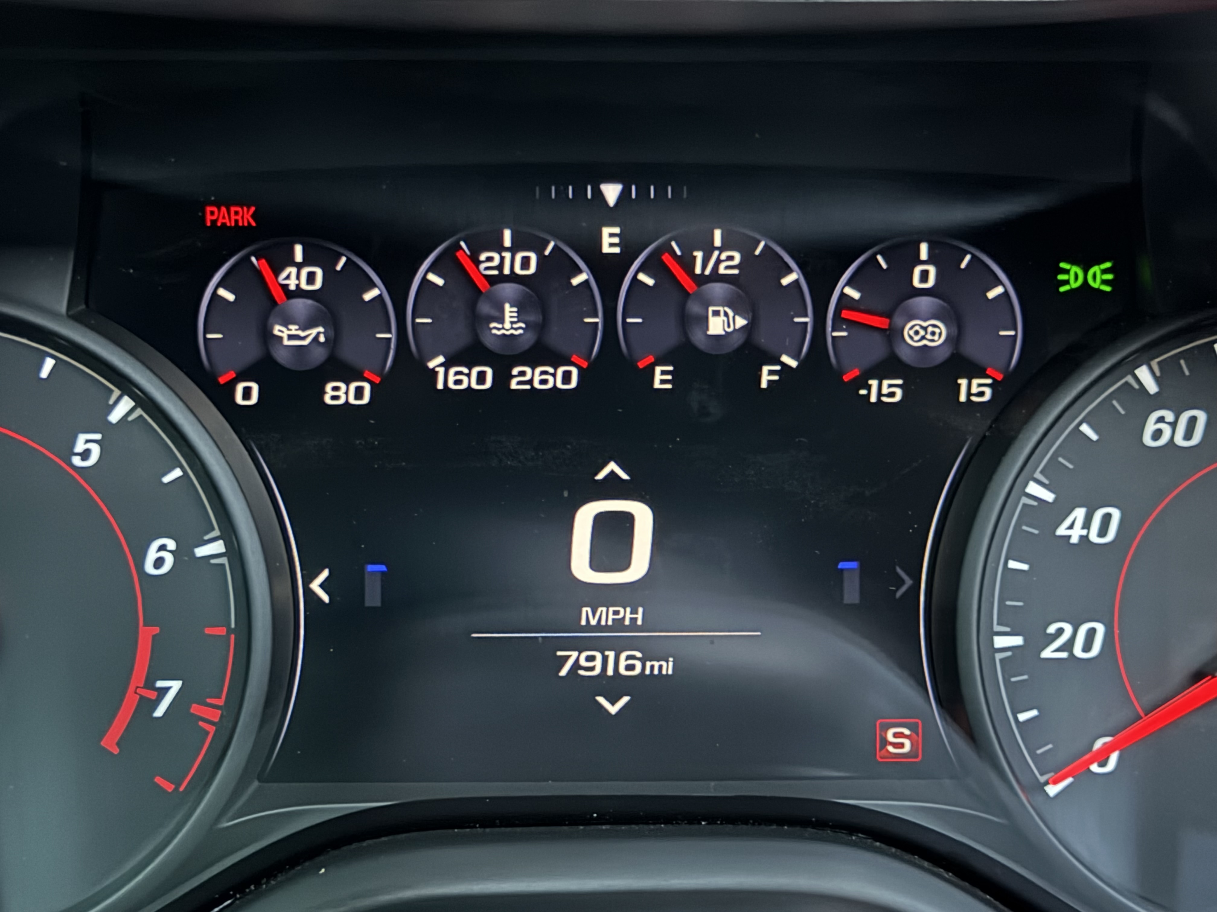 Used 2019 Chevrolet Camaro ZL1 RWD image 20