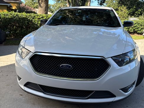 Used 2016 Ford Taurus SHO w/ Equipment Group 401A image 4