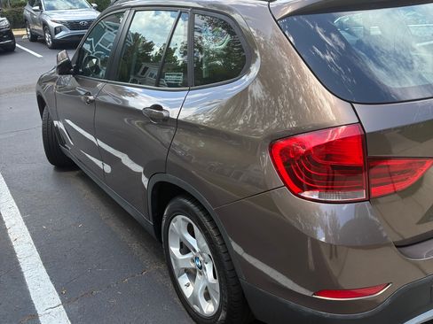 Used 2013 BMW X1 sDrive28i RWD image 5