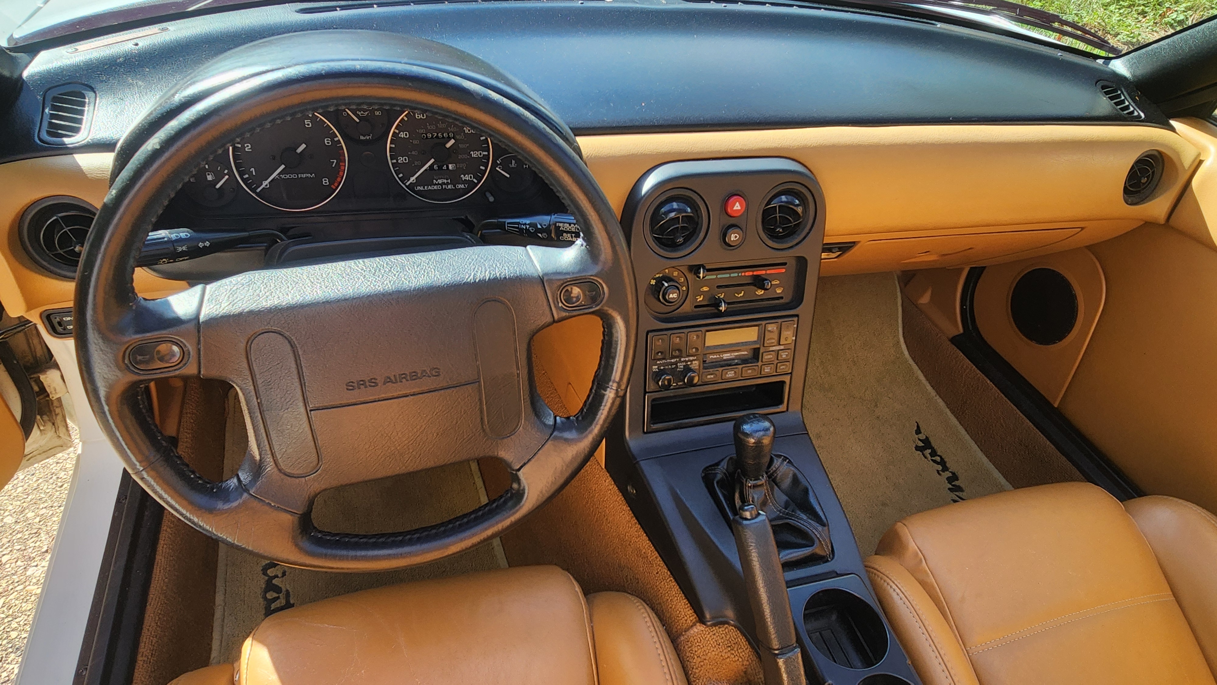 Used 1993 MAZDA MX-5 Miata RWD image 12