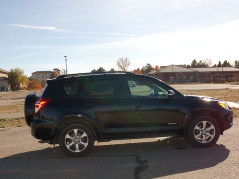 Used 2010 Toyota RAV4 Limited image 11