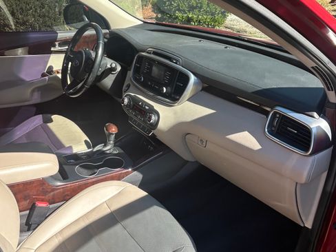 Used 2016 Kia Sorento EX w/ EX Premium Package image 13