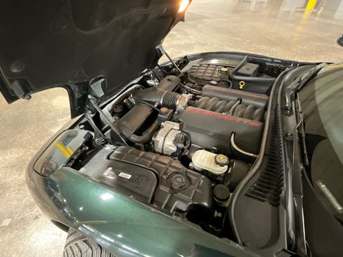 Used 2000 Chevrolet Corvette Convertible w/ Memory Pkg image 10