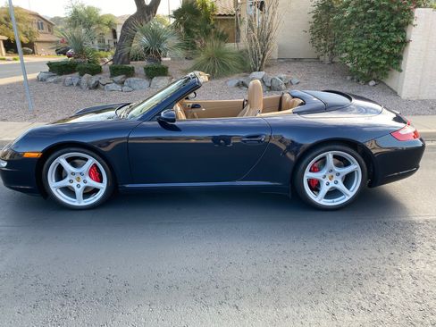 Used 2008 Porsche 911 Carrera S image 2