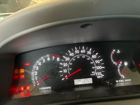 Used 2007 Toyota Corolla LE image 9